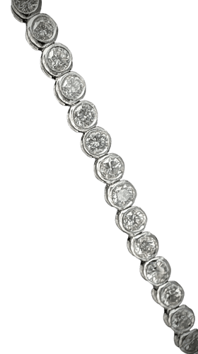 Bracelet Bracelet rivière or blanc serti de 54 brillants de 0,10 carat chacun 58 Facettes