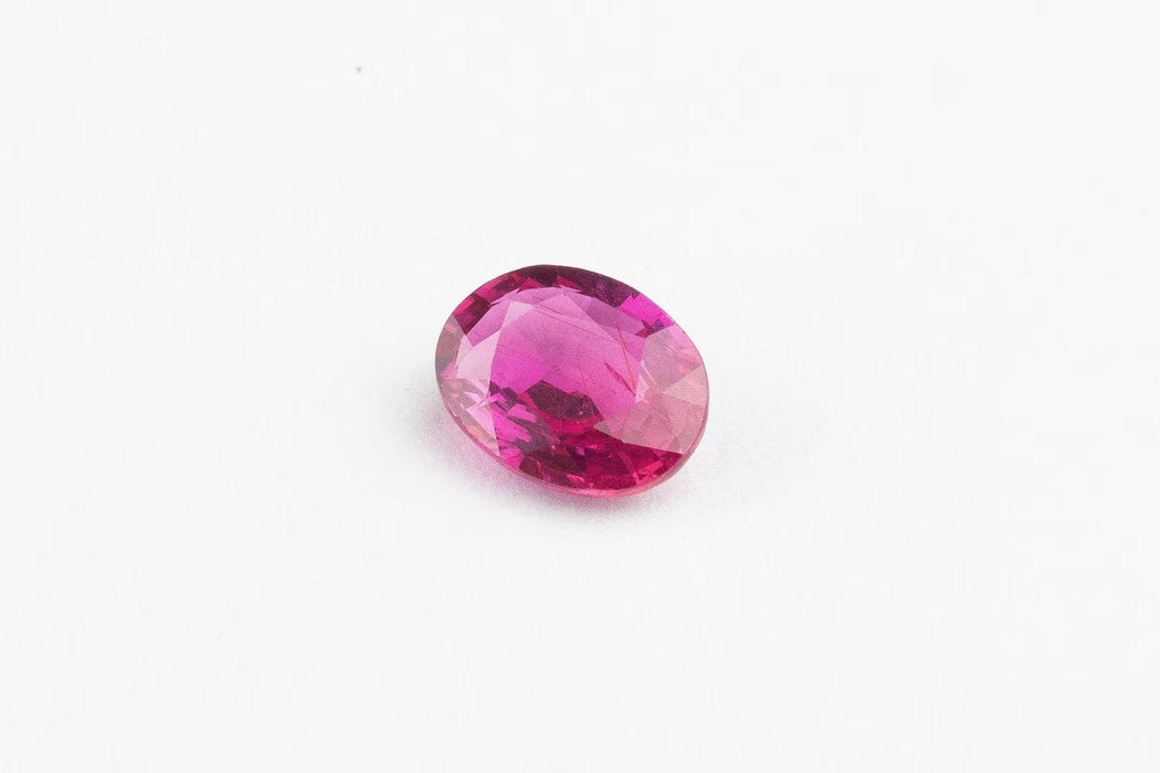 Gemstone Saphir rose non chauffé 1.03cts certificat IGI 58 Facettes