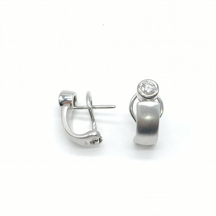 Boucles d'oreilles en or 18 carats avec diamants