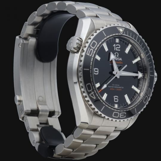 Omega Montre Seamaster Planet Ocean 600M