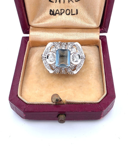 Bague 55 Bague en or blanc 18 carats avec aigue-marine et diamants 58 Facettes