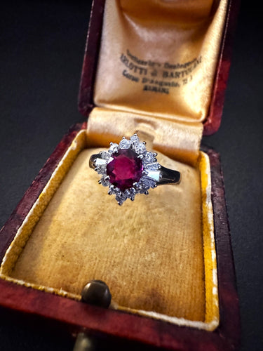 Bague Anneau de platine avec rubis et diamants 58 Facettes