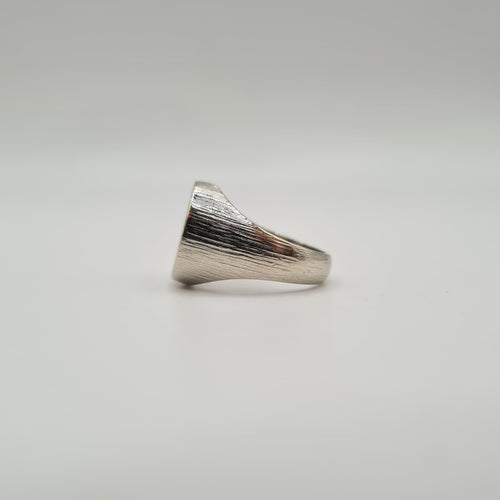 Bague 50.5 Bague or blanc sertie de diamants 58 Facettes