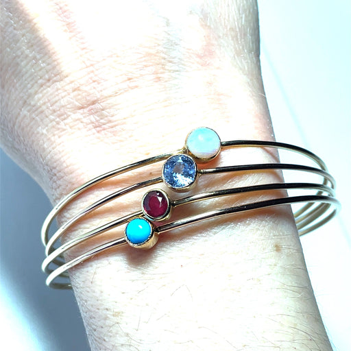 Bracelet Bracelet ancien 4 joncs or jaune, multi pierres 58 Facettes