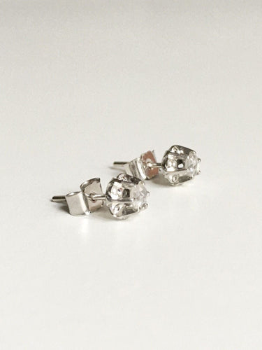 Boucles d'oreilles Puces d’oreilles serties de diamants taille rose en or blanc 18k 58 Facettes