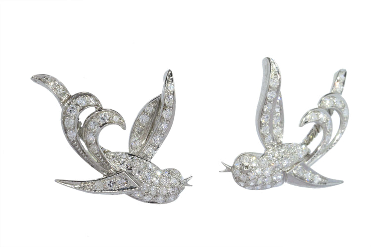 Boucles d'oreilles Boucles d'oreilles vintage Birds of Paradise, vers 1950 – Élégance joyeuse en diamants et platine 58 Facettes 25181-0294