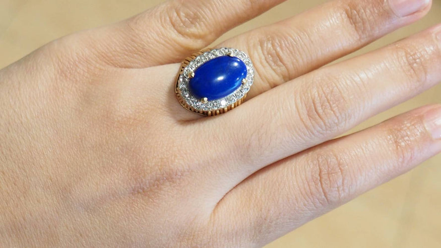 Bague 55.5 Bague vintage en or jaune, cabochon de Lapis Lazuli et diamants 58 Facettes 30305