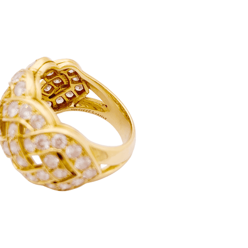Bague 54 Bague Van Cleef & Arpels, « Tresse », or jaune 750/000, diamants. 58 Facettes 34702