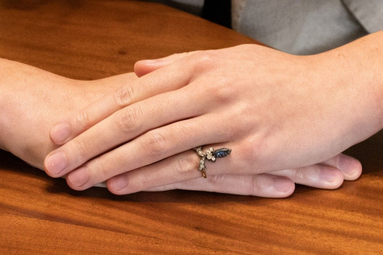 Bague 47 Bague tiare antique saphir et diamants en or jaune 14k et argent 58 Facettes 11720