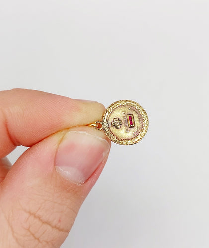 Pendentif AUGIS - Pendentif médaille d'amour 13 mm en or 18k, diamant et rubis 58 Facettes A06407