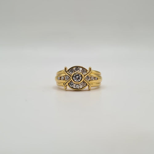 Bague 54 Bague or jaune 18 carats sertie de diamants 58 Facettes