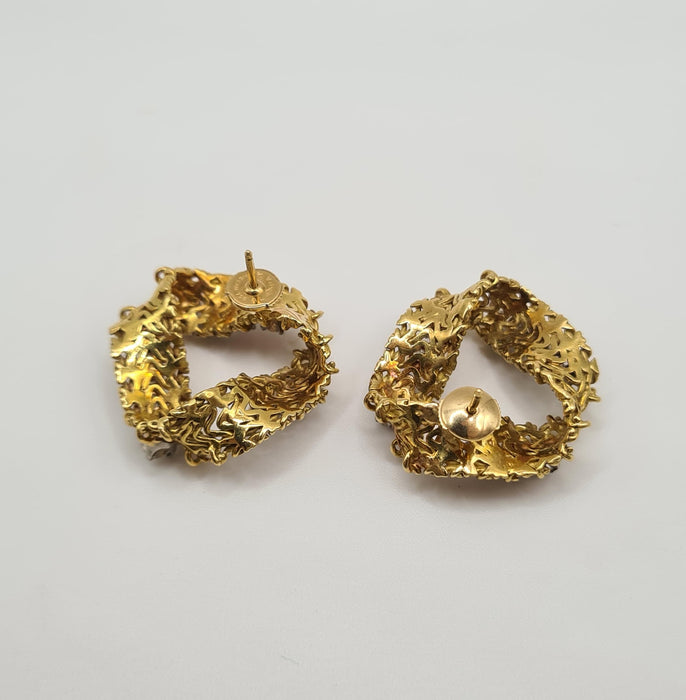 Boucles d’oreilles or jaune serties de diamants taille ancienne