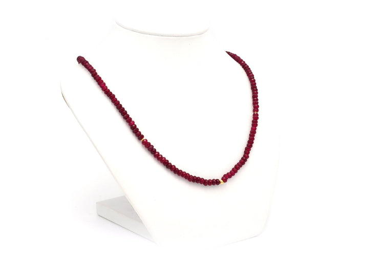 Collier Collier contemporain en or jaune et perles de rubis 58 Facettes B592