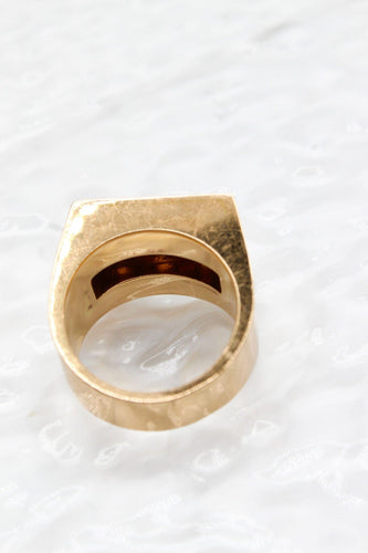 Bague Chevalière or jaune et diamant - c 1920 58 Facettes 250301