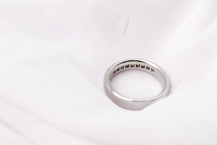 Bague Bague demi-alliance diamants taille princesse 0,70 ct en or blanc 750 58 Facettes 240269