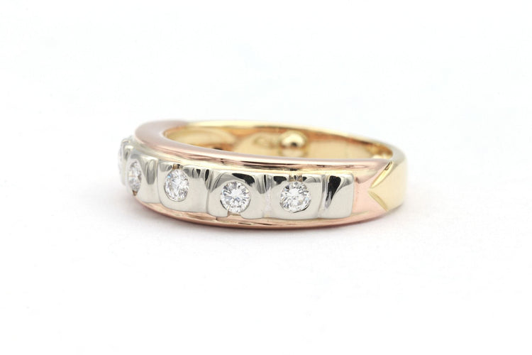 Bague 47 Alliance demi-américaine contemporaine en or jaune, blanc et rose sertie de diamants 58 Facettes 19455