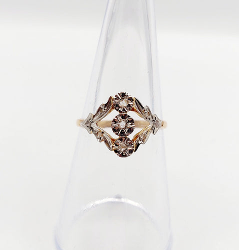 Bague 52 Bague antique diamants taille roses en or 18k monture fleurie 58 Facettes A06398