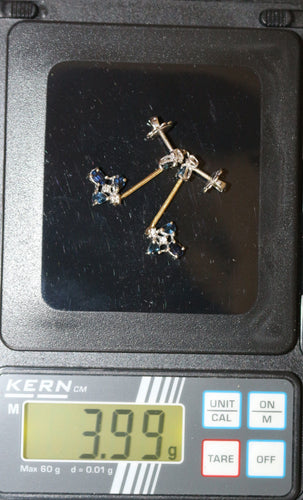 Boucles d'oreilles Paire de pendants d'oreilles 2 ors jaune, blanc avec saphirs et brillants 58 Facettes 586