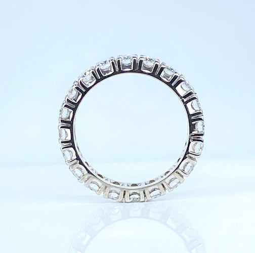 Bague 53 Alliance en or blanc et 20 diamants 58 Facettes AB578