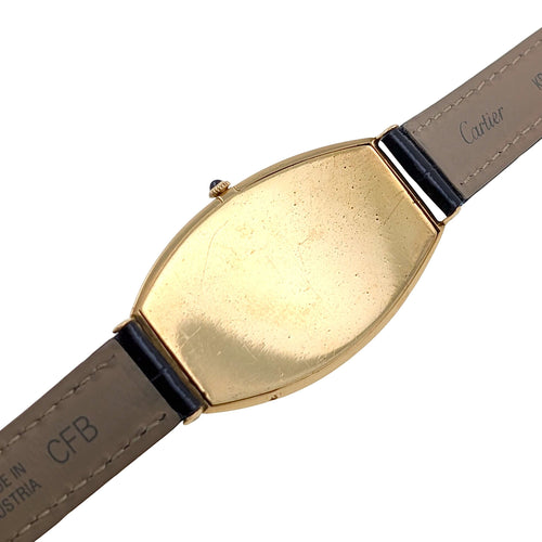 Montre Cartier Tonneau EXTREMELY RARE Cartier Tonneau Historic Piece Circa 1920 Cintree Curved 18k Gold with Gold Buckle + Box 58 Facettes
