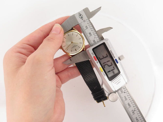 Montre vintage montre VACHERON CONSTANTIN patrimony 4961 31mm quartz or jaune 18k 58 Facettes 268587