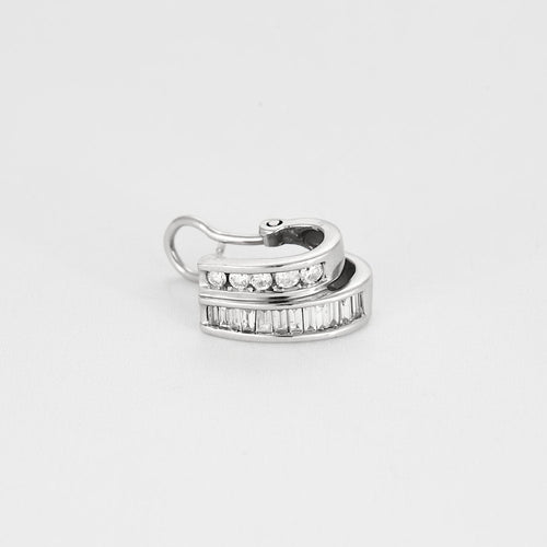 Boucles d'oreilles Boucles d'oreilles en or blanc et diamants 58 Facettes VIL0771