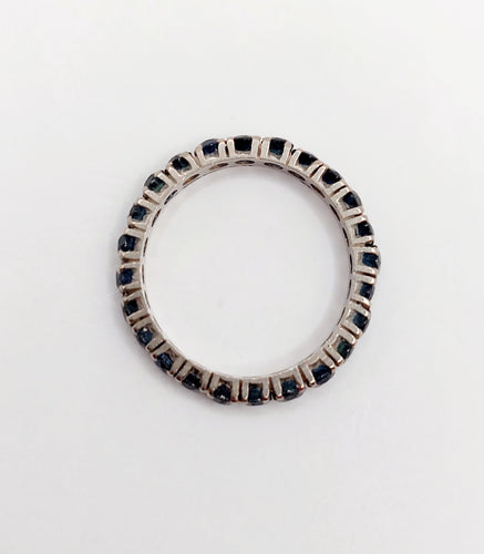 Alliance américaine art deco or blanc 14k saphirs bleus naturels