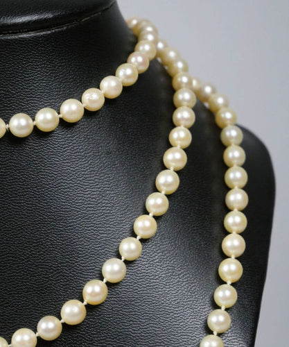 Collier Collier sautoir 151 perles de culture en choker, fermoir or jaune, 130 cm 58 Facettes