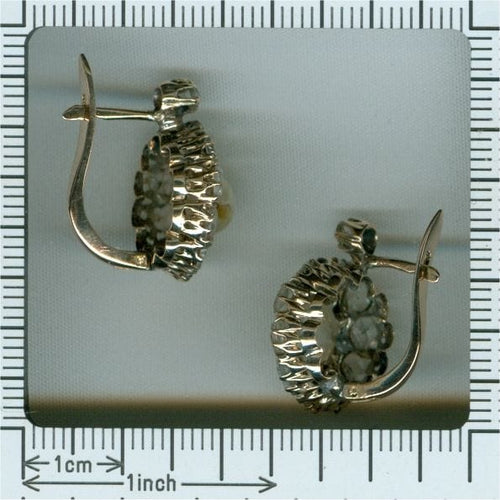 Boucles d'oreilles Objets de famille précieux : boucles d'oreilles en diamant de l'époque victorienne 58 Facettes 20195-0130