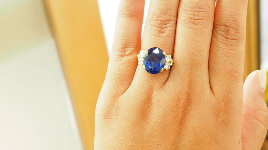 Bague Bague en or jaune, saphir de Ceylan et diamants 58 Facettes