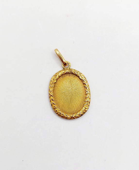 AUGIS Pendentif médaille d'amour or jaune couronne laurier diamant et rubis