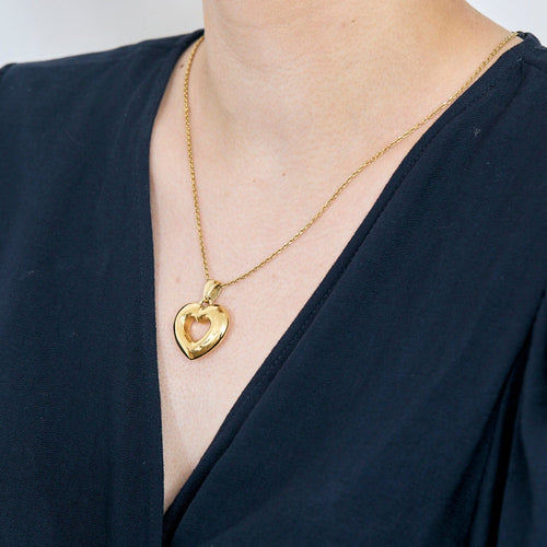 Pendentif Pendentif en or jaune à motif de coeur 58 Facettes ARR2017