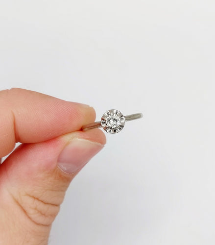 Bague 53 Bague solitaire art deco or blanc 18k diamant 0,22 carat (circa 1930) 58 Facettes A06143
