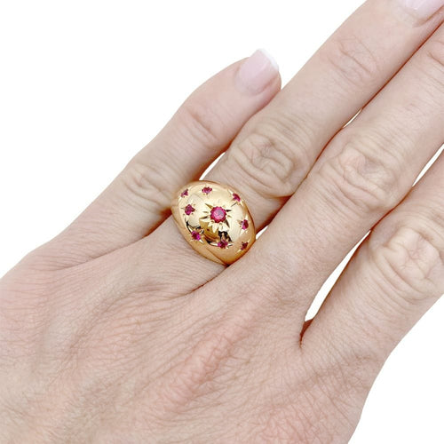 Bague 52 Bague boule vintage, or jaune, pierres rouges. 58 Facettes 35024