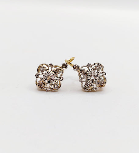 Boucles d'oreilles Dormeuses marguerite antiques en or 18k et diamants taille rose (circa 1900) 58 Facettes A06421