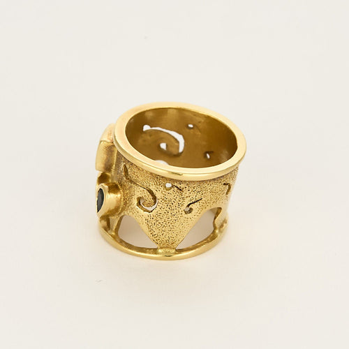 Bague en Or jaune diamant, péridots et grenat