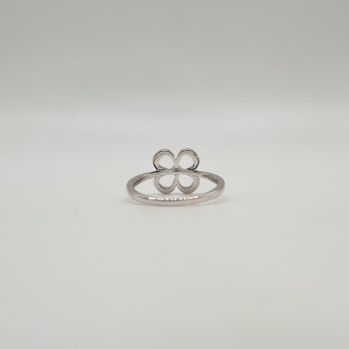 Bague 54 Bague trèfle 4 feuilles or blanc sertie d'un diamant 58 Facettes