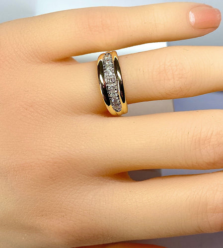 Bague 51 Bague jonc en or jaune 18 carats sertie de 9 diamants 58 Facettes AB565