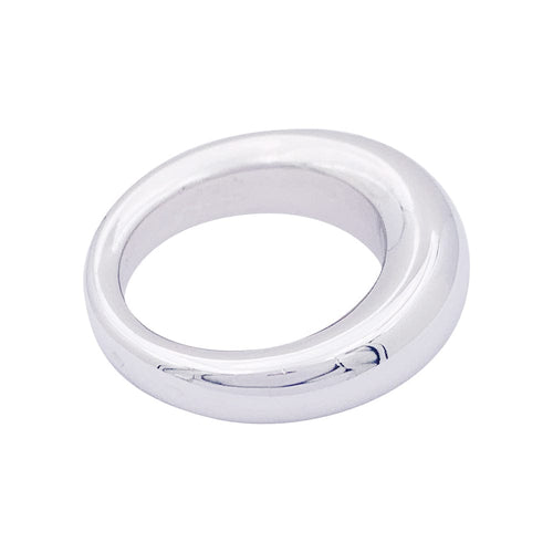 52 Bague Chaumet "Anneau" or blanc, diamants. 58 Facettes 33538