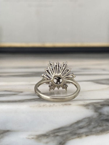 Bague 53 Bague fleur en or blanc 18k et diamants 2.80 Ct 58 Facettes