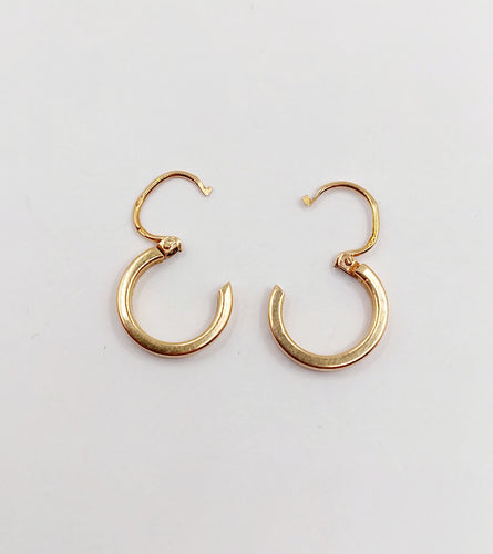 Boucles d'oreilles Mini créoles art déco or rose 18k finement travaillées (circa 1970) 58 Facettes A06268