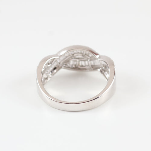 Bague 53 Bague en or blanc 18 carats sertie d'un diamant 58 Facettes 131370E