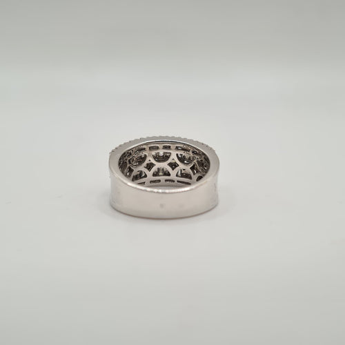 Bague 53 Bague or blanc sertie de diamants baguettes et ronds 58 Facettes