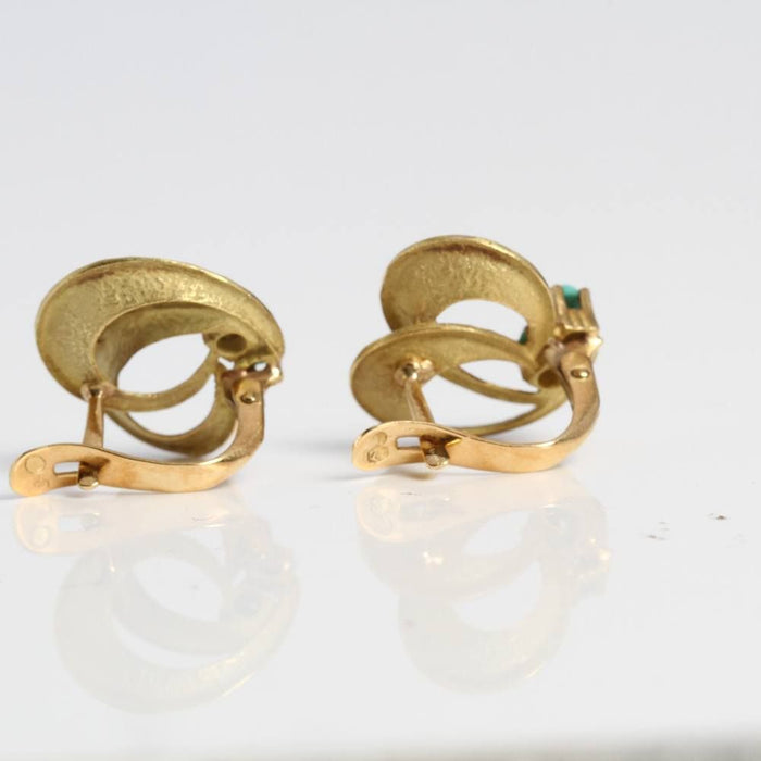 boucles d'oreilles ovales en or avec turquoise