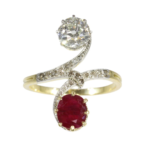 Bague 53 Circa 1900 Art Nouveau Toi et Moi ring with diamond, ruby, antique sparkle 58 Facettes 25317-0120