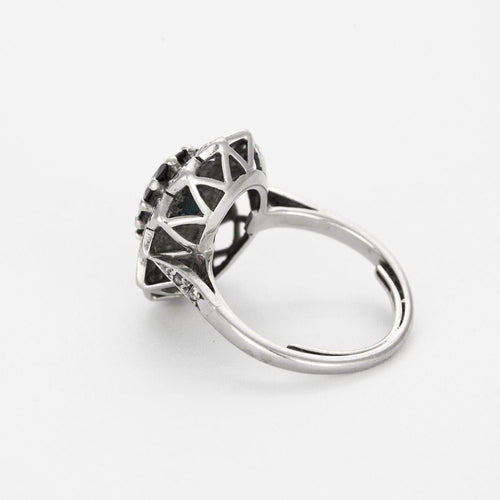 Bague marguerite, saphir et diamants