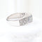 Bague 56 Bague en or blanc 18 carats pavée de diamants 58 Facettes VV1-A
