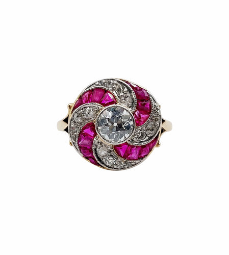 Bague 52.5 Bague cible tourbillon art deco or jaune diamant et rubis calibrés 58 Facettes A04892