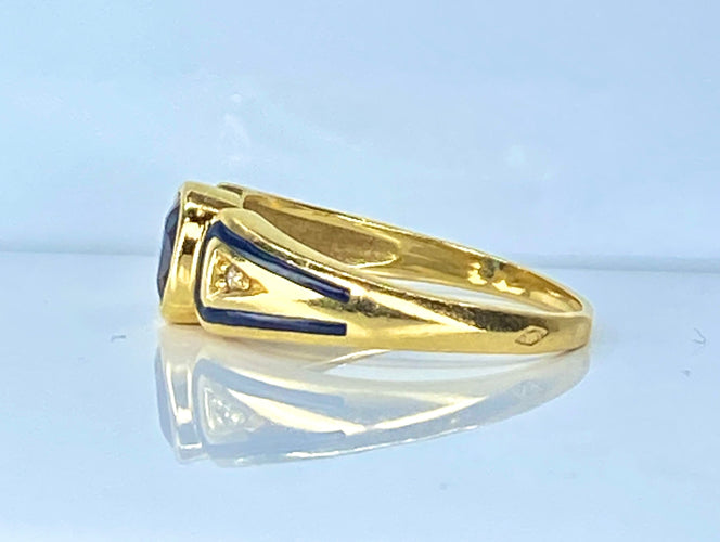 Bague saphir ovale et diamants en or jaune 18 carats et émail
