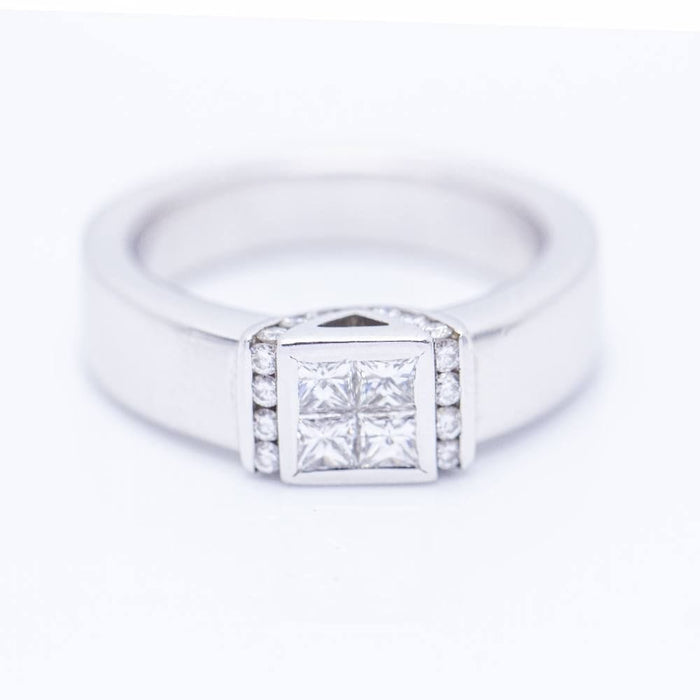 Bague 53 Bague en or blanc avec diamants 58 Facettes N102929EJ